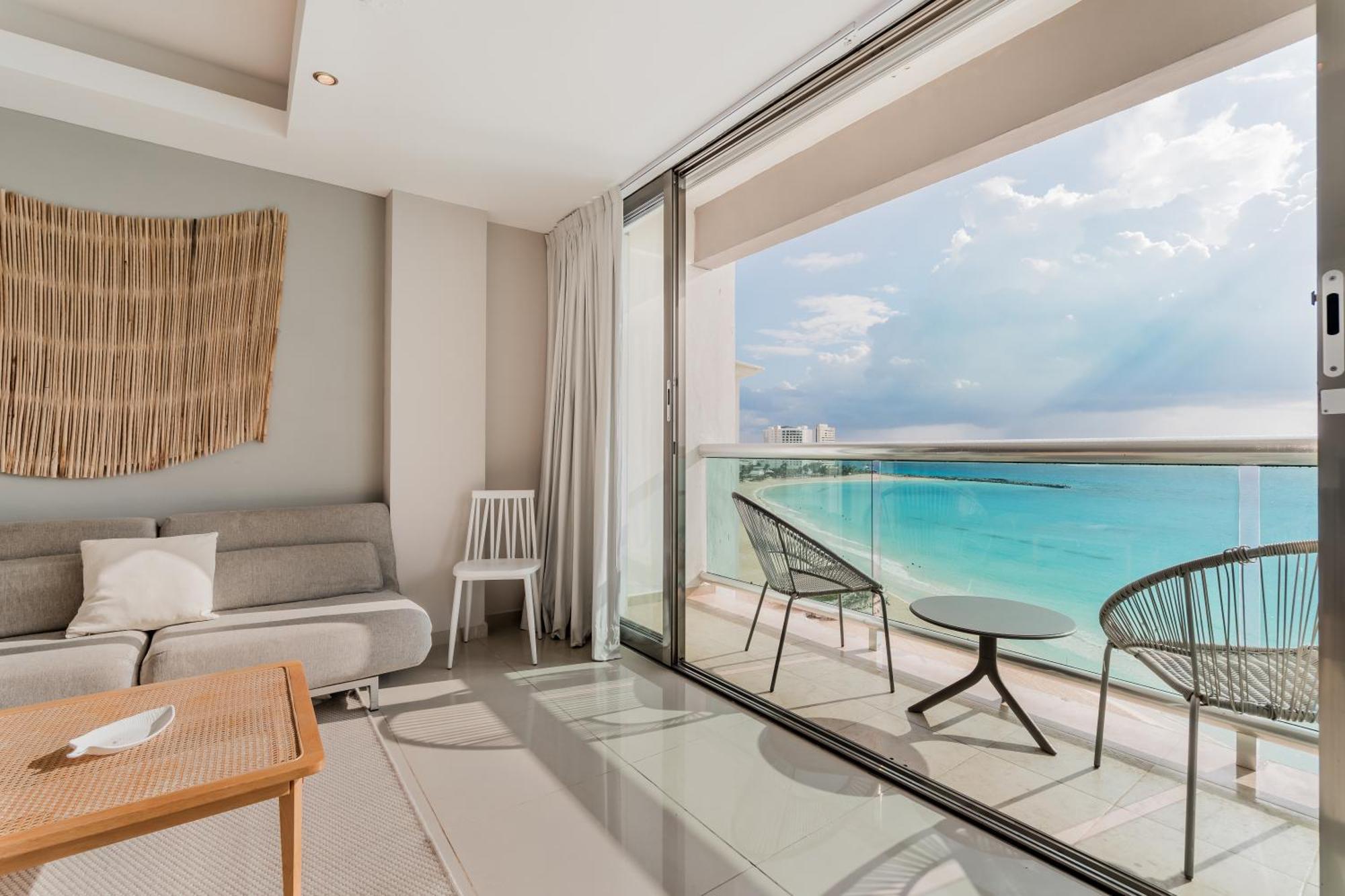 *Turquoise Escape- Beachfront Studio By Casa Paraiso* Канкун Экстерьер фото